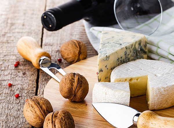 Image of wine and cheese board selection on your Hunter Valley Private Tour