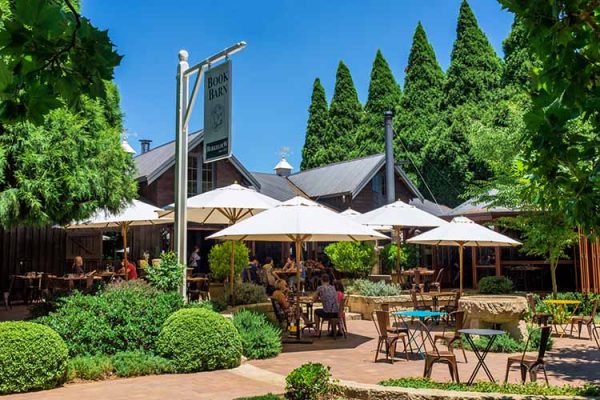 The Book Barn alfresco dining in the Hunter Valley