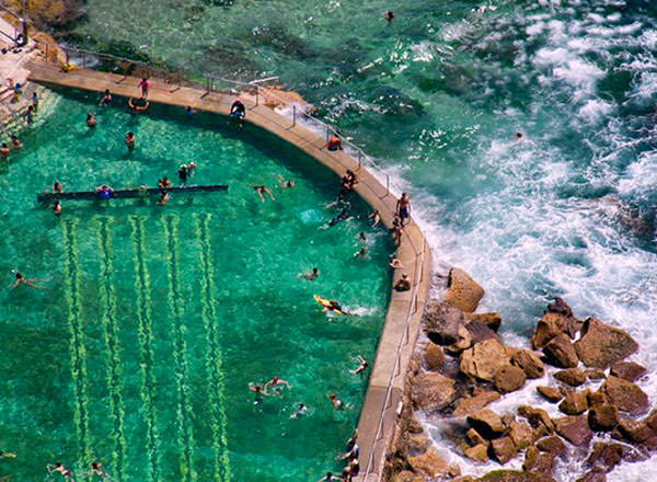 An image of the soul-healing rock pool at Bronte Baths on your Aussie Beach Life Tour